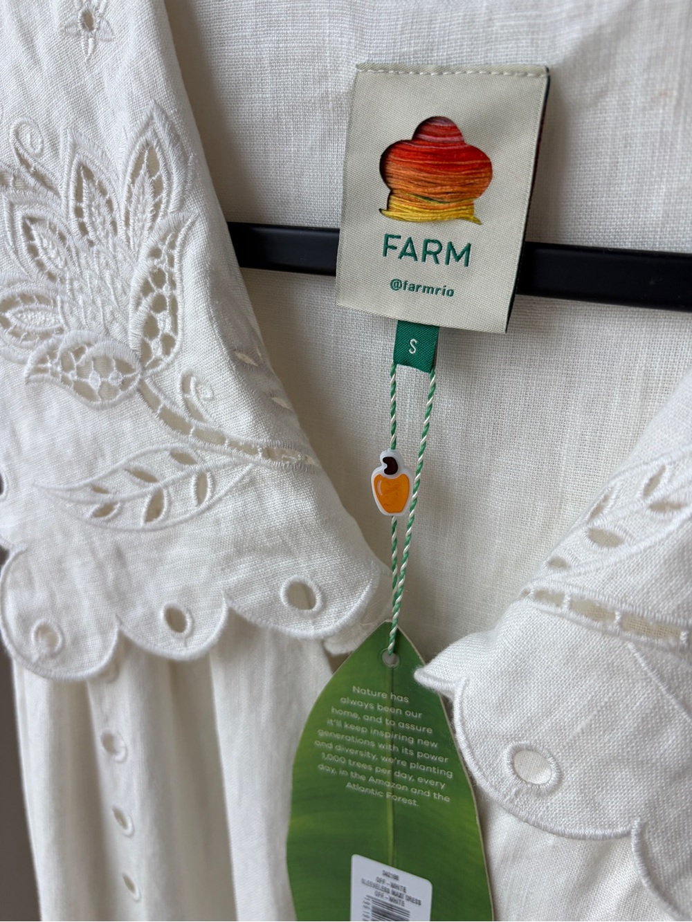 Farm Rio: OFF WHITE SLEEVELESS MAXI DRESS - Picture 6 of 10